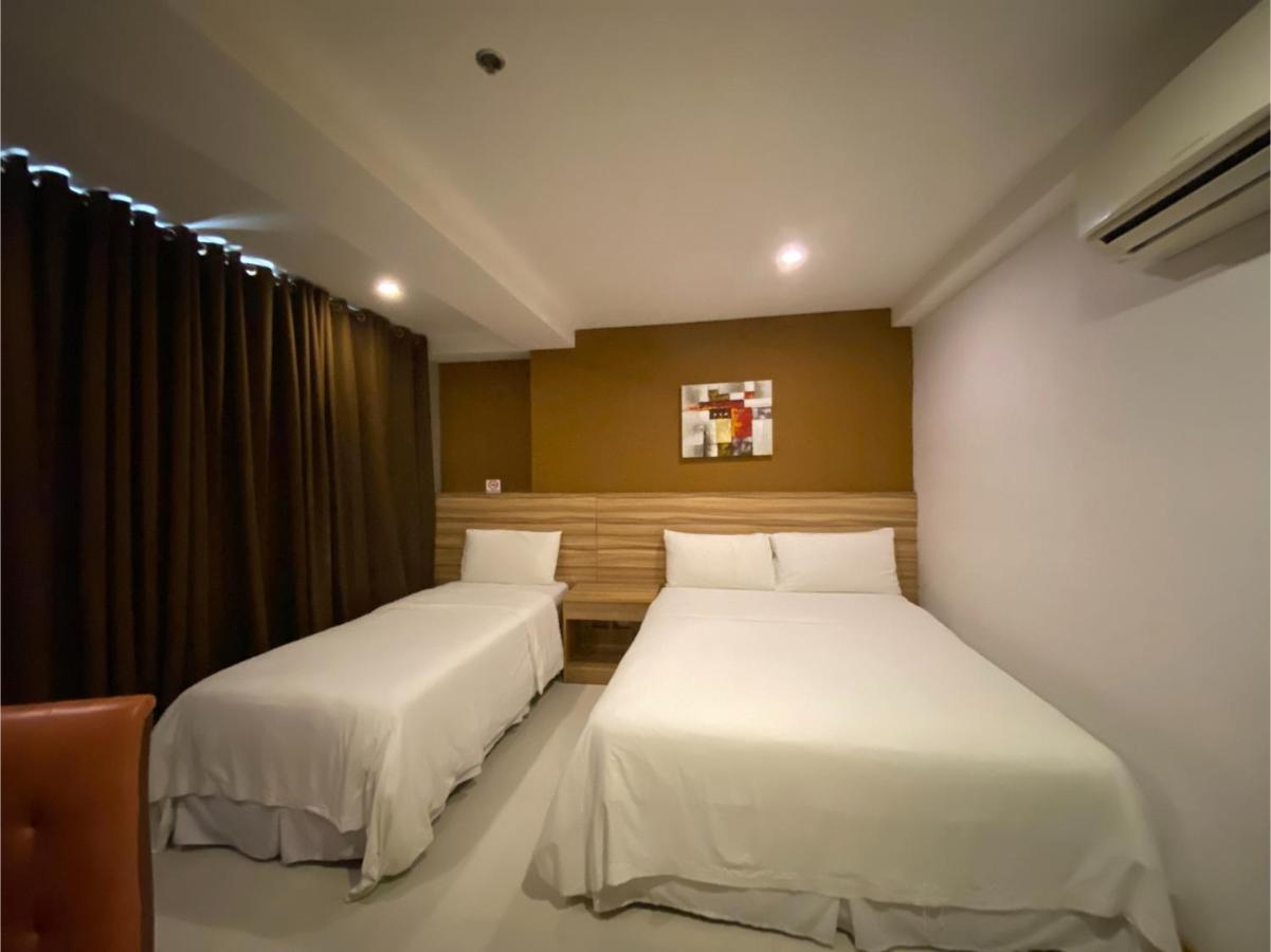 Capital O 820 Guijo Suites Makati Manille Extérieur photo